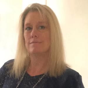 Meet your Posher, Becky